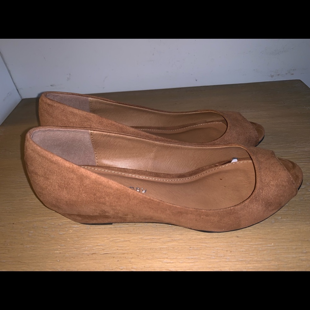 CHINESE LAUNDRY NEW WEDGE PEEP TOE SHOES SZ 7.5